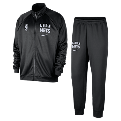 NIKE Brooklyn Nets トラックジャケット Brooklyn Nets Club Courtside Men's Nike NBA Tracksuit. Nike UK